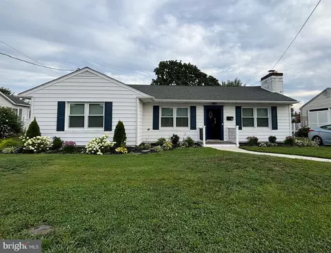 Exterior - 102 E Redding St, Middletown, DE 19709 photo 1 of 5