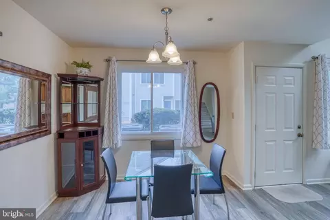 Dining - 2705 Creekside Dr, Newark, DE 19711 photo 1 of 3