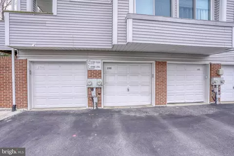 Exterior - 2705 Creekside Dr, Newark, DE 19711 photo 1 of 3