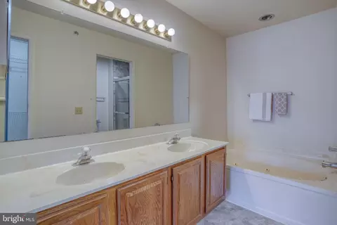 Other - 2705 Creekside Dr, Newark, DE 19711 photo 12 of 17