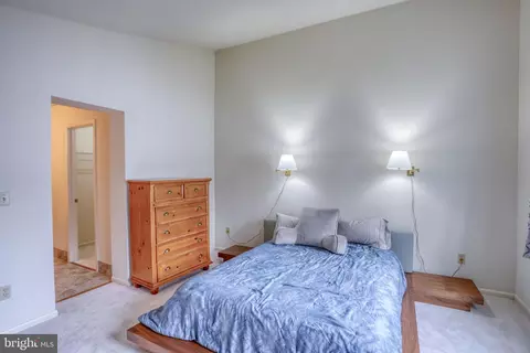 Bedroom - 2705 Creekside Dr, Newark, DE 19711 photo 5 of 8