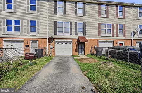 1127 E 14th St, Wilmington, DE 19802