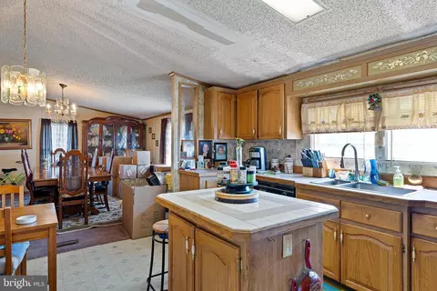 217 Holly Ct, Bear, DE 19701 photo 10