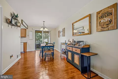 Dining - 163 Valley Cir, Newark, DE 19711 photo 1 of 3