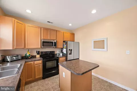 Kitchen - 944 Lansdowne Rd, Middletown, DE 19709 photo 3 of 3
