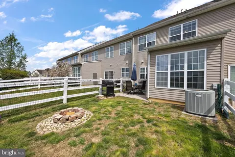 Exterior - 944 Lansdowne Rd, Middletown, DE 19709 photo 4 of 4