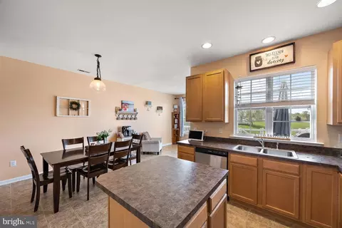 Kitchen - 944 Lansdowne Rd, Middletown, DE 19709 photo 2 of 3