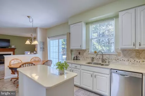 Kitchen - 163 Middessa Dr, Middletown, DE 19709 photo 5 of 5
