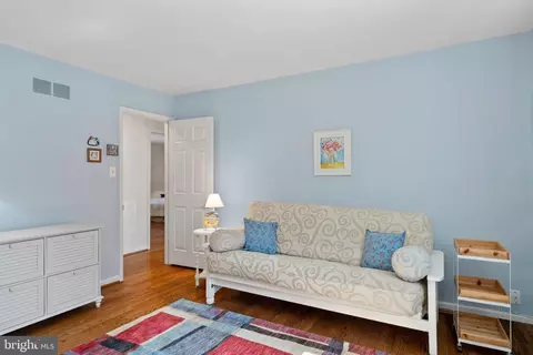 Bedroom - 1 Blue Jay Dr, Newark, DE 19713 photo 4 of 15