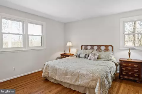 Bedroom - 1 Blue Jay Dr, Newark, DE 19713 photo 9 of 15