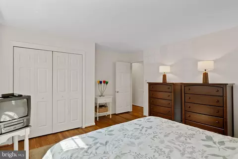 Bedroom - 1 Blue Jay Dr, Newark, DE 19713 photo 7 of 15