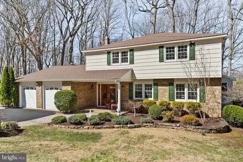 Exterior - 1 Blue Jay Dr, Newark, DE 19713 photo 3 of 29