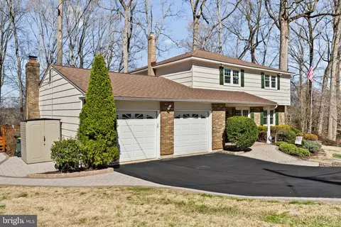 Exterior - 1 Blue Jay Dr, Newark, DE 19713 photo 5 of 29