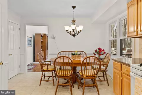 Dining - 1 Blue Jay Dr, Newark, DE 19713 photo 4 of 5