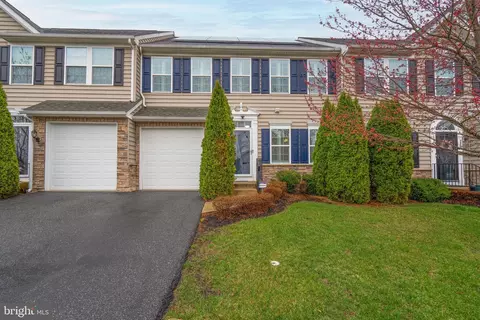 218 Anita Ct, Newark, DE 19702