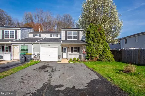 154 Freedom Trl, New Castle, DE 19720