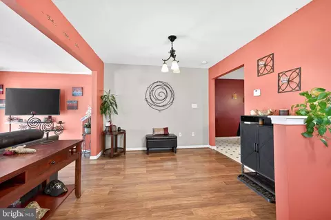 Entry Way - 284 Liborio Dr, Middletown, DE 19709 photo 2 of 8