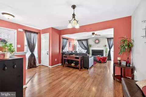 Entry Way - 284 Liborio Dr, Middletown, DE 19709 photo 4 of 8