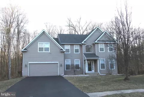 107 Nashua Ct, Bear, DE 19701