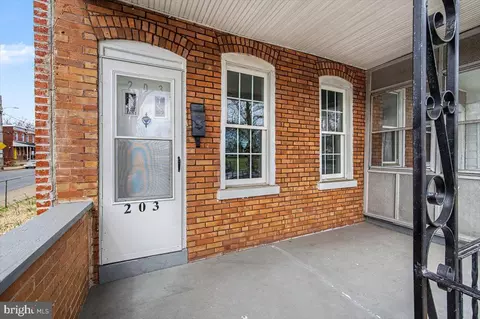 203 N Dupont St, Wilmington, DE 19805