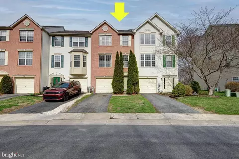 49 Wicklow Rd, Bear, DE 19701