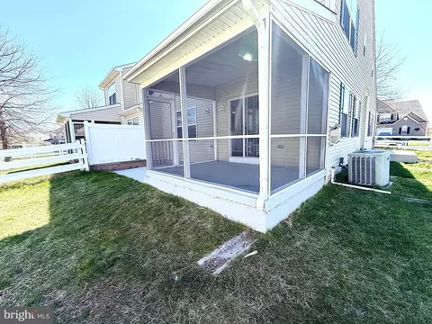 Exterior - 227 Avonbridge Dr, Townsend, DE 19734 photo 4 of 8