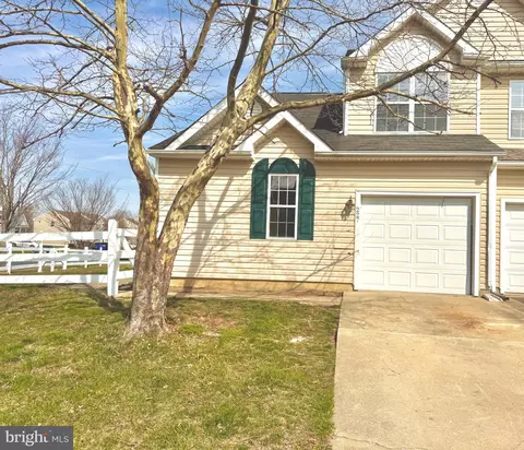 Exterior - 227 Avonbridge Dr, Townsend, DE 19734 photo 8 of 8