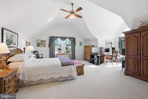 Bedroom - 304 Bartram Ln E, Hockessin, DE 19707 photo 1 of 6
