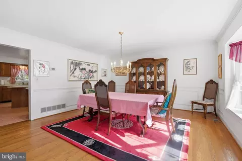 Dining - 304 Bartram Ln E, Hockessin, DE 19707 photo 2 of 3