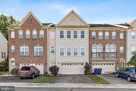 13 Sycamore Ln, Bear, DE 19701