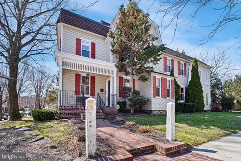 1419 Hamilton St, Wilmington, DE 19806