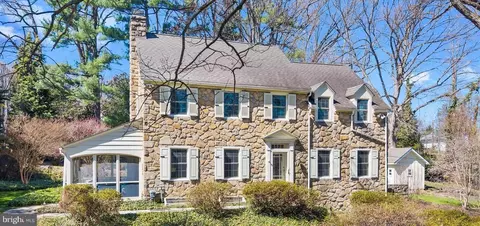 1207 Hilltop Ave, Wilmington, DE 19809