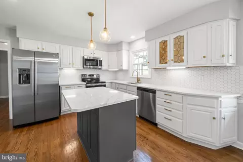 Kitchen - 988 Sharpless Rd, Hockessin, DE 19707 photo 5 of 5
