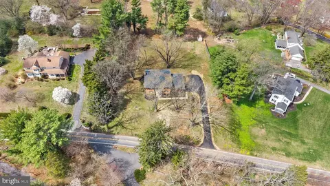 View/Area - 988 Sharpless Rd, Hockessin, DE 19707 photo 2 of 4