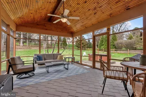 Exterior - 40 Raphael Rd, Hockessin, DE 19707 photo 4 of 7