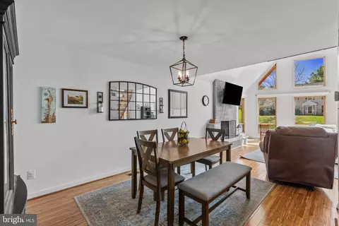 Dining - 40 Raphael Rd, Hockessin, DE 19707 photo 3 of 3