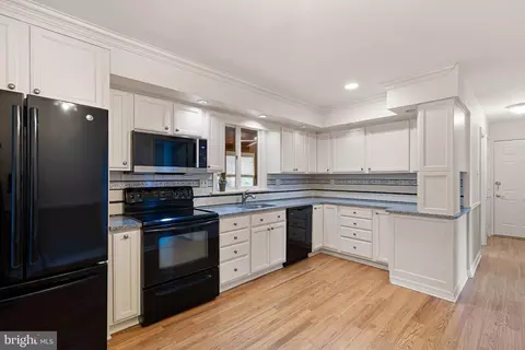 124 Decker Dr, Newark, DE 19711 photo 15