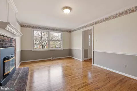 124 Decker Dr, Newark, DE 19711 photo 9
