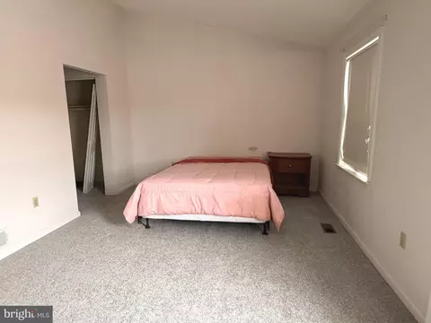 309 Goldsmith Ln, Newark, DE 19702 photo 5