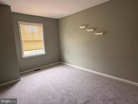 309 Goldsmith Ln, Newark, DE 19702 photo 7