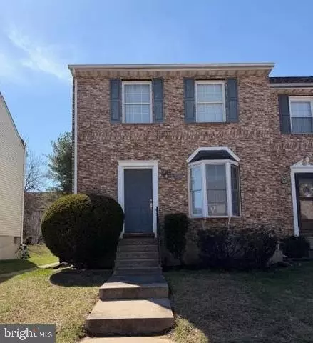 309 Goldsmith Ln, Newark, DE 19702