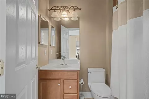 Bath - 12 Springmill Dr, Middletown, DE 19709 photo 1 of 1