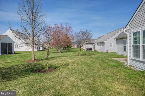 Exterior - 12 Springmill Dr, Middletown, DE 19709 photo 6 of 6
