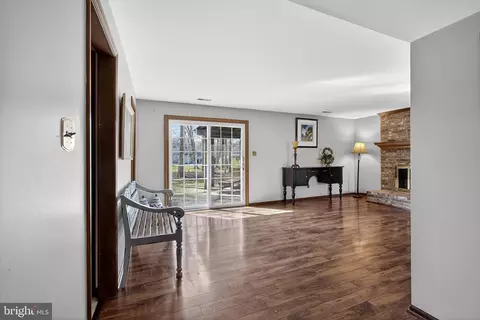 Entry Way - 314 Carya Ct, Bear, DE 19701 photo 2 of 4