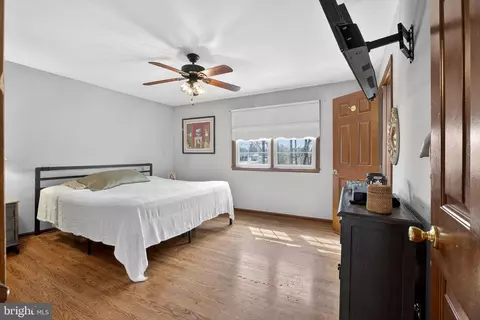 Bedroom - 314 Carya Ct, Bear, DE 19701 photo 3 of 3