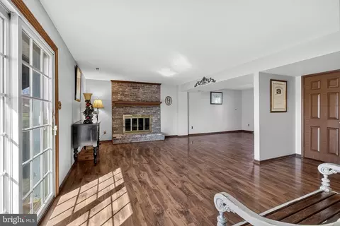 Living - 314 Carya Ct, Bear, DE 19701 photo 1 of 4