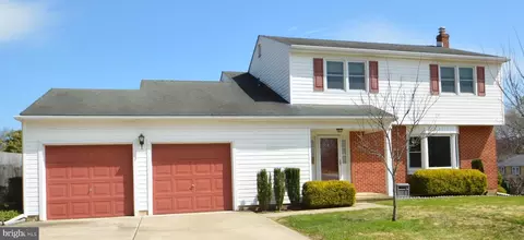 36 Barnard St, Newark, DE 19711