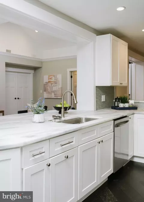 Kitchen - 129 Cambridge Dr, Wilmington, DE 19803 photo 5 of 5
