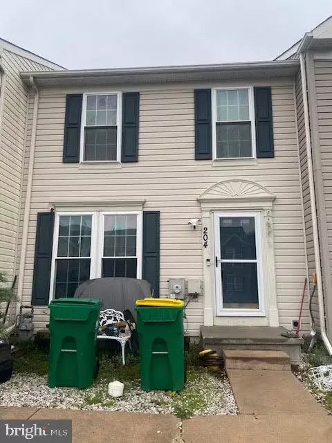 204 N Bridlewood Dr, Newark, DE 19702