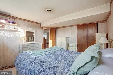 Bedroom - 121 Sonant Dr, Newark, DE 19713 photo 18 of 19